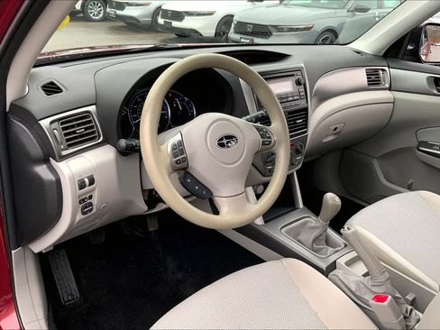 Used 2013 Subaru Forester 2.5X image 17