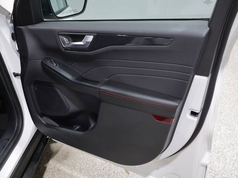 Used 2024 Ford Escape ST-Line image 24