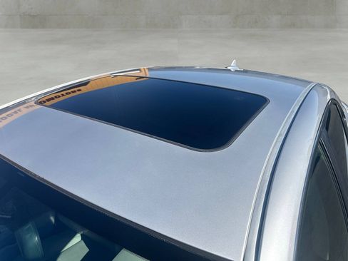 Used 2007 Lexus IS 350 RWD image 11