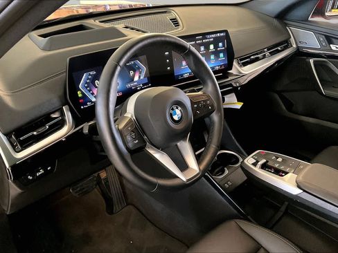Used 2026 BMW X2 xDrive28i AWD/4WD image 16