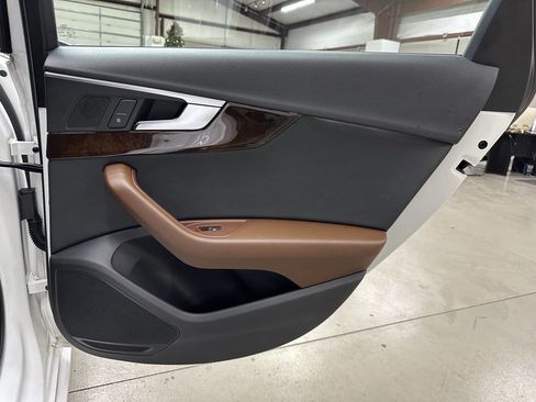 Used 2019 Audi A4 2.0T Premium w/ Convenience Package image 14