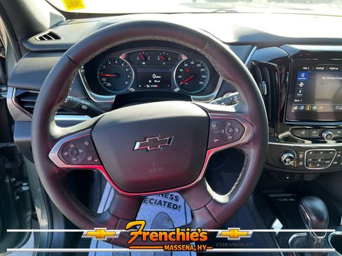 Used 2023 Chevrolet Traverse LT w/ Midnight/Sport Edition AWD/4WD image 16
