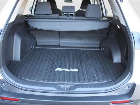 Certified 2024 Toyota RAV4 LE image 27