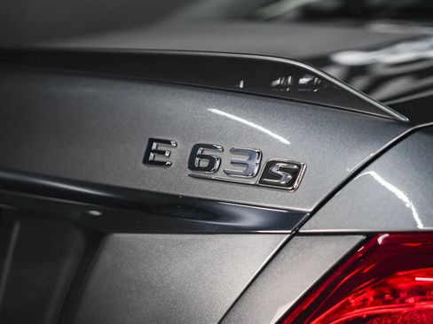 Used 2019 Mercedes-Benz E 63 AMG S w/ Driver Assistance Package image 26