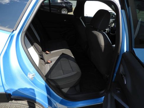 Used 2025 Chevrolet Trax RS w/ Driver Confidence Package FWD image 26