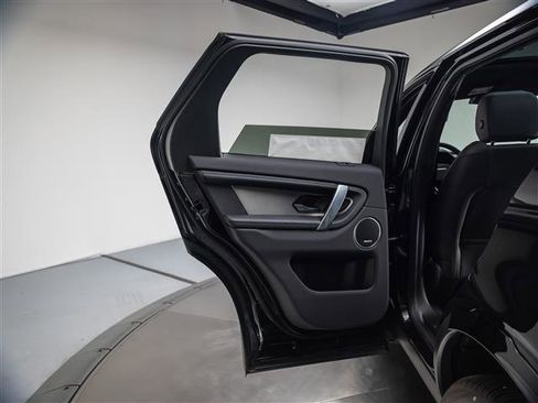 New 2026 Land Rover Discovery Sport Landmark AWD/4WD image 24