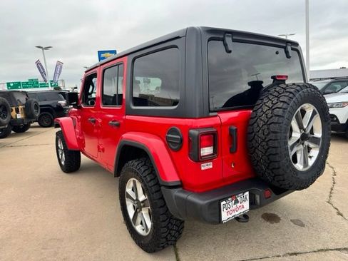 Used 2020 Jeep Wrangler Unlimited Sahara AWD/4WD image 7