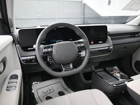 Used 2025 Hyundai Ioniq 5 Limited RWD image 29