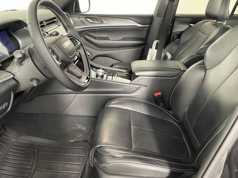 Used 2024 Jeep Grand Cherokee Overland w/ Adv Protech Group III image 2