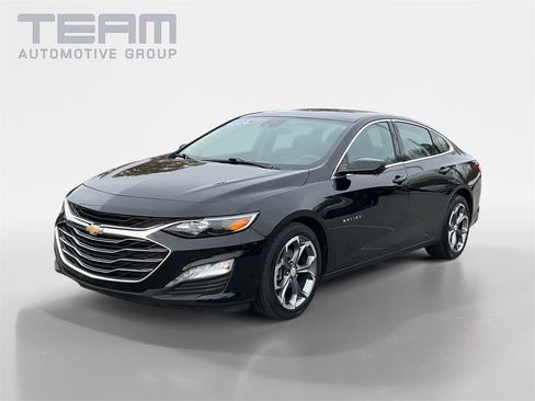 Used 2024 Chevrolet Malibu LT image 3
