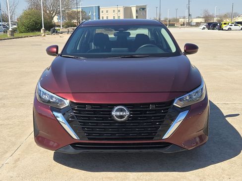 Used 2024 Nissan Sentra SV image 10