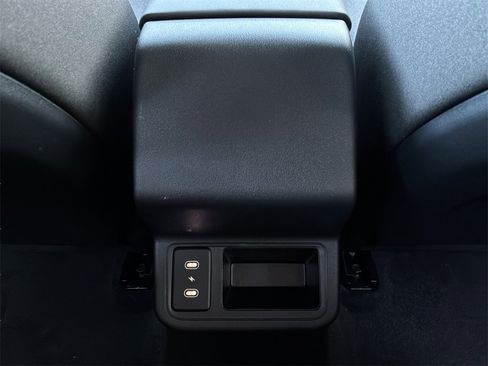 New 2025 Kia K4 LXS image 17