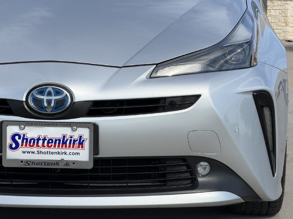 Used 2022 Toyota Prius FWD image 8