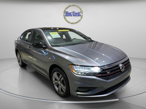 Used 2019 Volkswagen Jetta R-Line w/ R-Line Cold Weather Package FWD image 6