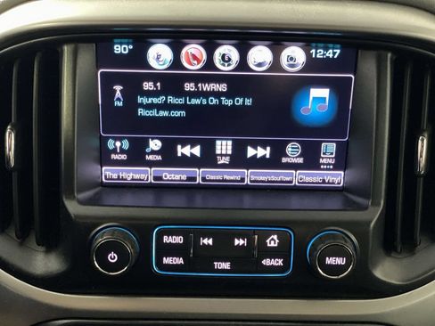 Used 2018 Chevrolet Colorado LT RWD image 12