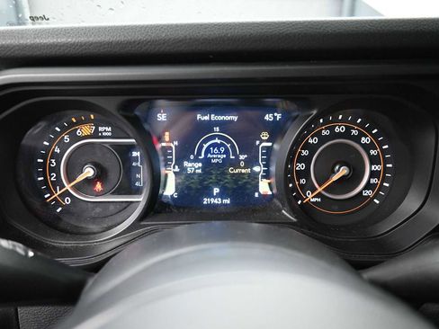 Used 2024 Jeep Wrangler Sport AWD/4WD image 7
