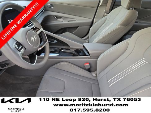 Used 2024 Hyundai Elantra SEL image 18