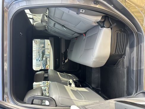 Used 2025 Toyota Tundra Limited w/ TRD Off-Road Package image 25