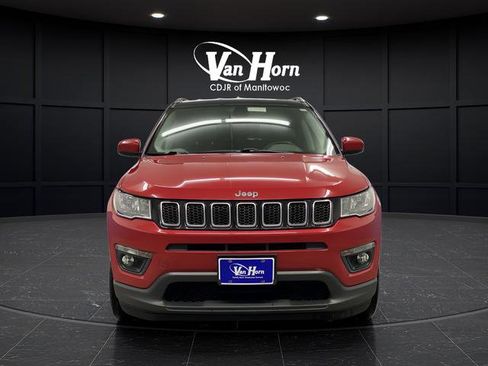 Used 2018 Jeep Compass Latitude w/ Popular Equipment Group image 9