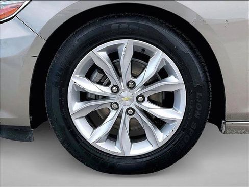 Used 2023 Chevrolet Malibu LT FWD image 10