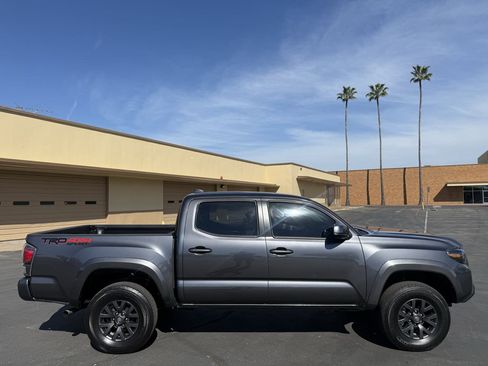 Used 2023 Toyota Tacoma SR5 AWD/4WD image 10