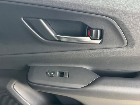New 2026 Toyota Prius Plug-In Hybrid FWD image 19
