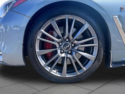 Used 2017 INFINITI Q60 Red Sport 400 image 11