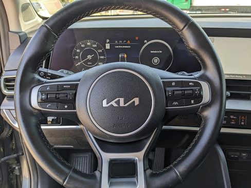 Certified 2024 Kia Sportage SX FWD image 29