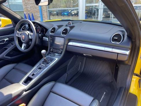 Used 2024 Porsche 718 Boxster GTS RWD image 42