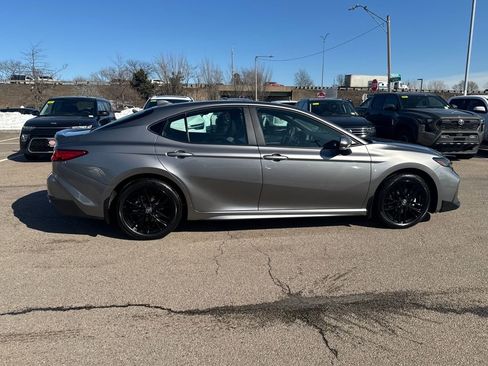 Used 2026 Toyota Camry SE w/ Convenience Package image 8