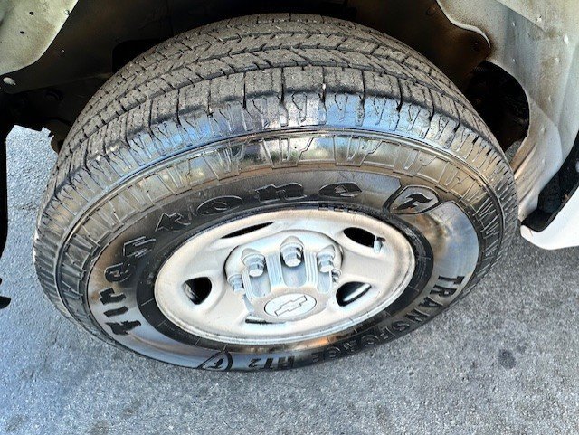 Used 2016 Chevrolet Express 2500 RWD image 10