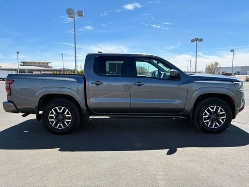 Certified 2024 Nissan Frontier SL w/ Technology Package RWD image 7