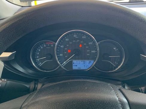 Used 2016 Toyota Corolla LE FWD image 5