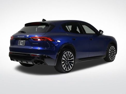 Used 2025 Maserati Grecale Modena image 5