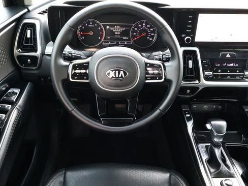 Used 2021 Kia Sorento SX FWD image 9