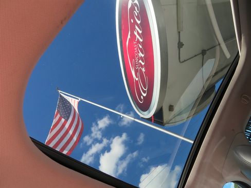 Used 2013 Lincoln MKZ Reserve image 26