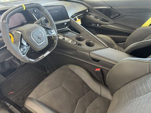 New 2026 Chevrolet Corvette Z06 w/ Stealth Interior Trim Package RWD image 10