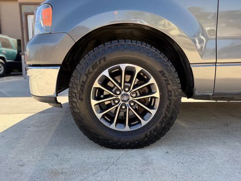 Used 2006 Ford F150 XLT image 17