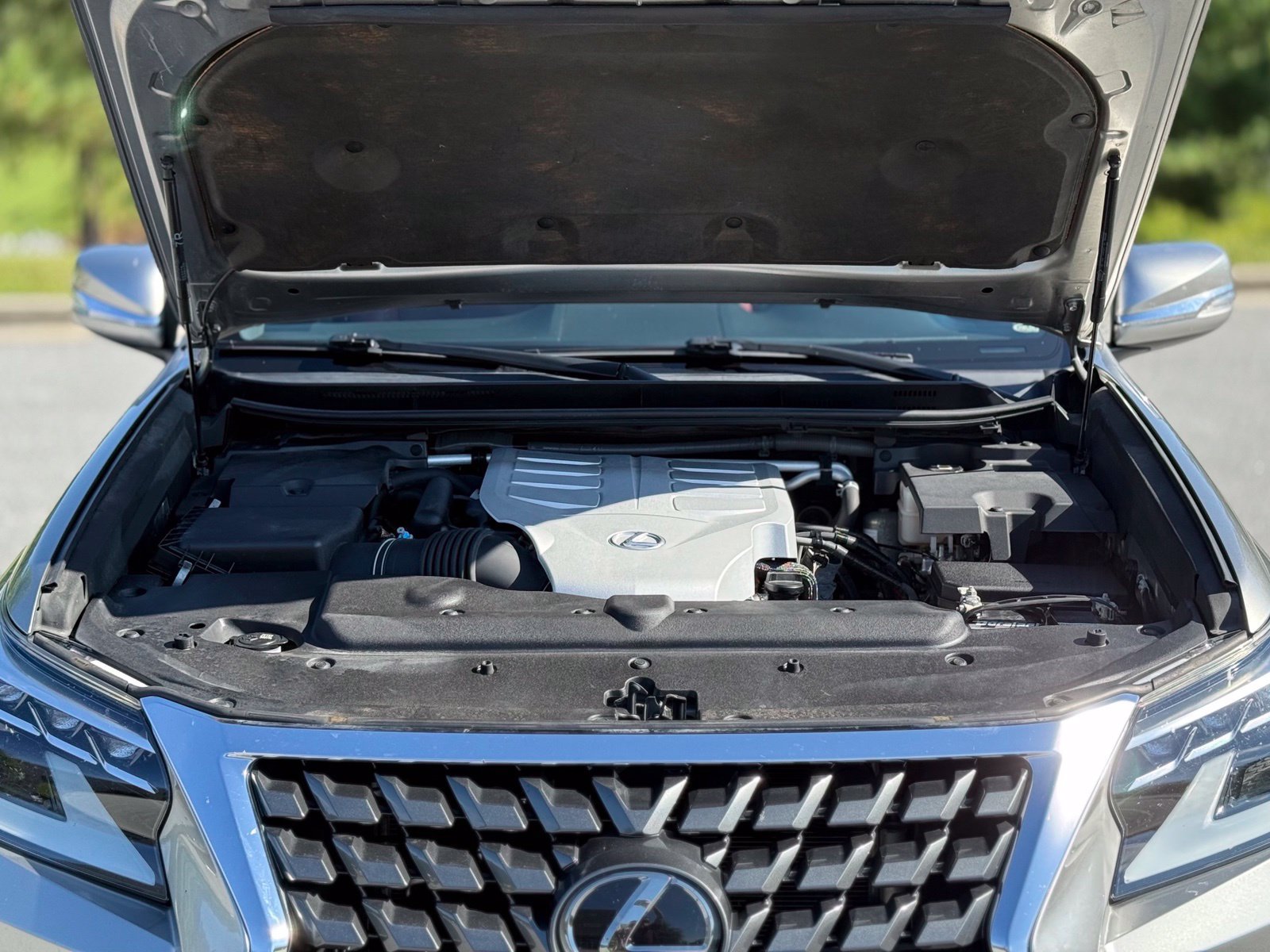 Used 2021 Lexus GX 460 Premium w/ Accessory Package AWD/4WD image 51