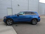 Used 2022 Mercedes-Benz GLC 300 4MATIC image 2