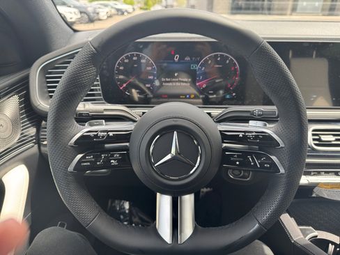 New 2026 Mercedes-Benz GLE 450 4MATIC Coupe image 9