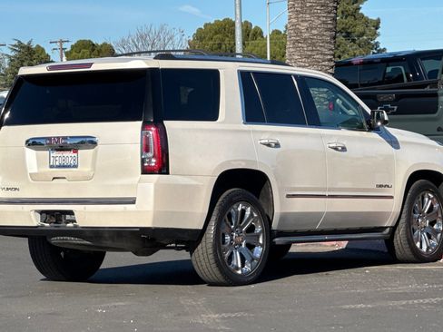 Used 2015 GMC Yukon Denali w/ Touring Package image 5
