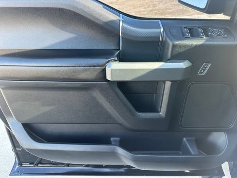 Used 2018 Ford F150 XLT w/ Equipment Group 302A Luxury AWD/4WD image 16