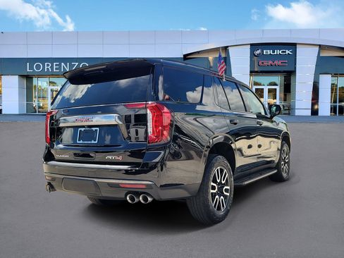 Used 2022 GMC Yukon AT4 w/ Technology Package AWD/4WD image 5