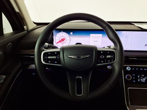Certified 2026 Genesis GV80 2.5T Advanced image 16