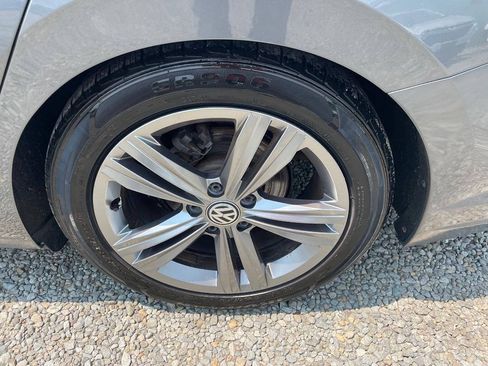 Used 2019 Volkswagen Jetta R-Line FWD image 28