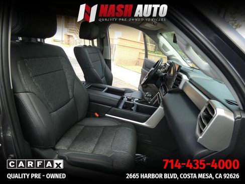 Used 2024 Toyota Tundra Limited AWD/4WD image 34