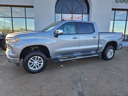 Used 2024 Chevrolet Silverado 1500 LT w/ Max Trailering Package image 4