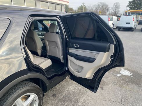 Used 2018 Ford Explorer 4WD image 26