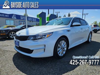 Used 2018 Kia Optima LX w/ 17" Alloy Wheels Package